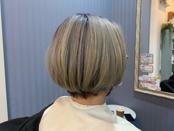 山口市 美容室 美容院 シューケット【 シルバーグレー/ メンズ/レディース/30代/髪色/ピンク/青/インナーカラー/グレー/大人/40代/イヤリングカラー/ 山口市 美容室 美容院 シューケット【 シルバーグレー/ メンズ/レディース/30代/髪色/ピンク/青/インナーカラー/グレー/大人/40代/イヤリングカラー/