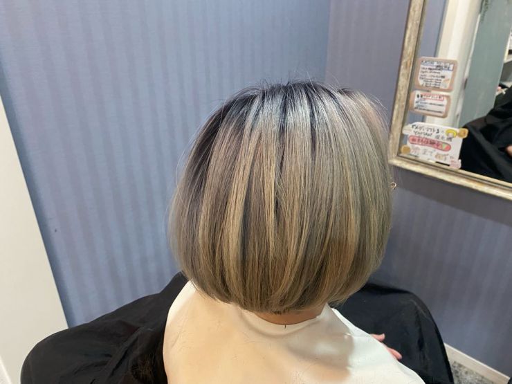 山口市 美容室 美容院 シューケット【 シルバーグレー/ メンズ/レディース/30代/髪色/ピンク/青/インナーカラー/グレー/大人/40代/イヤリングカラー/ 山口市 美容室 美容院 シューケット【 シルバーグレー/ メンズ/レディース/30代/髪色/ピンク/青/インナーカラー/グレー/大人/40代/イヤリングカラー/